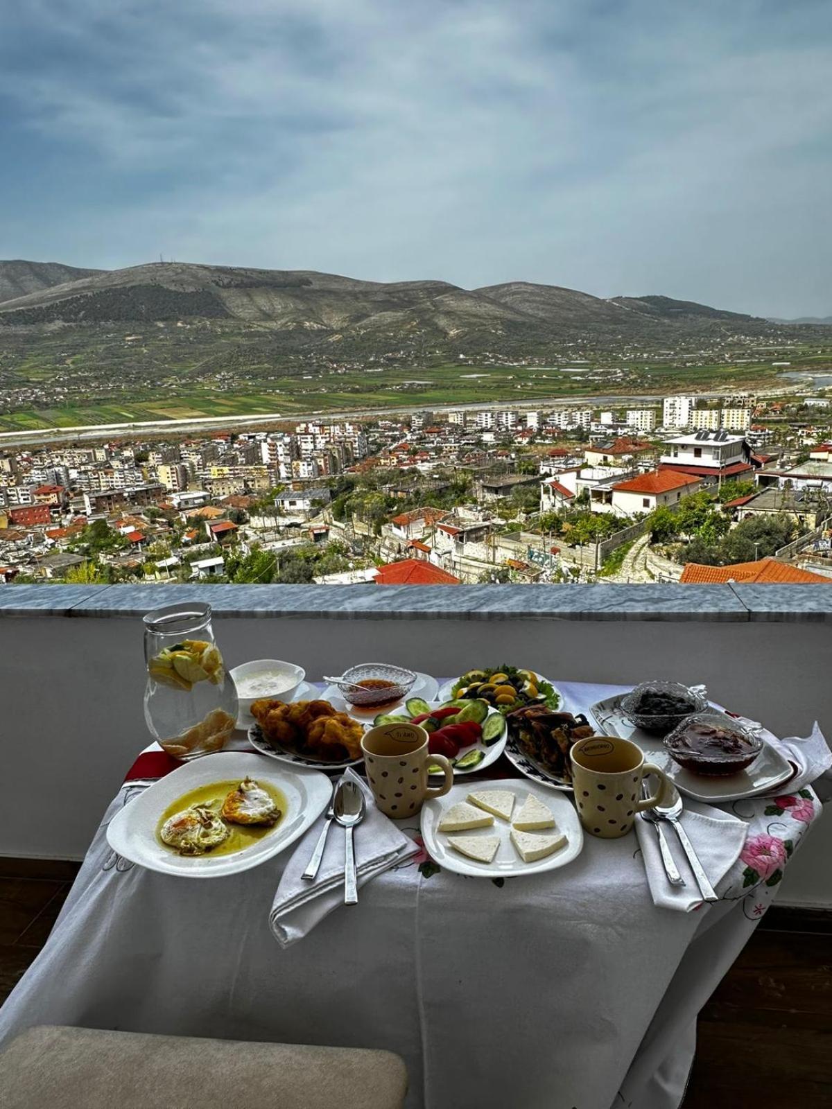 Guesthouse & Hospitality Berat Dış mekan fotoğraf